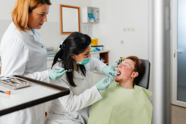 Best Dentist for Dental Trauma  in Feather Sound, FL